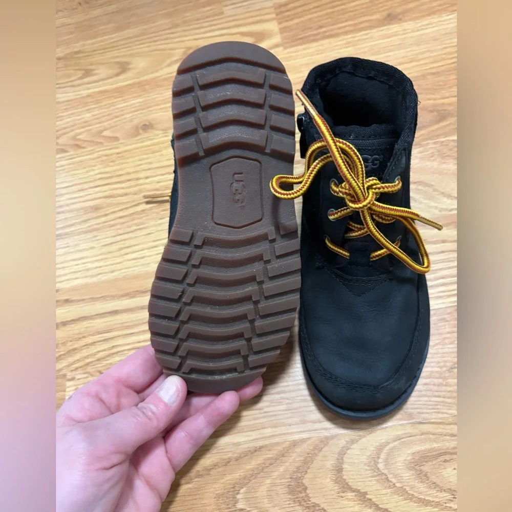 Ugg Winter Boots Kids Black Lace-Up Hiking Boots with Yellow Accent Laces